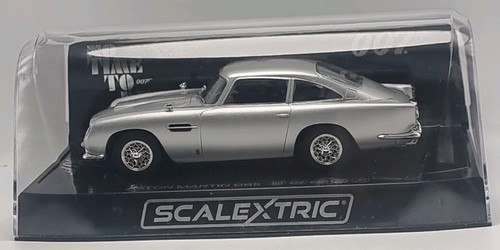 Scalextric c4202 james bond - james,
