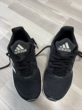 Adidas Sportschuhe /