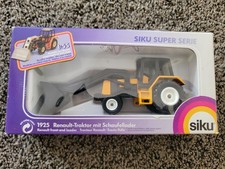 Siku 1925 Renault Traktor mit