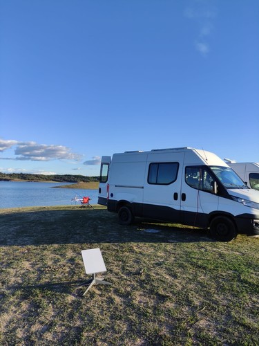 Campervan iveco 35s13 autark - campervan,