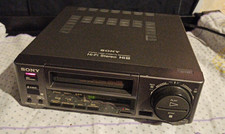 SONY Stereo Video Cassetten Reccorder, HI-FI Sterio HI8. EV-C 500 E