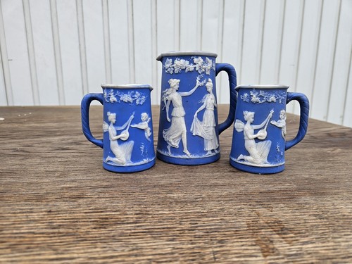 Wegdewood jasperware dark blue - wegdewood,