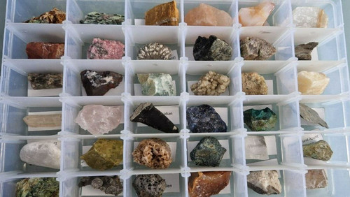 Stk mineralien sammlung - 36,
