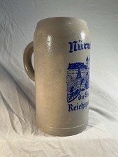 Bierkrug aus Steinzeug mit Motiv „Nürnberg“