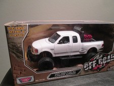 1 : 24 Ford F-150 XLT