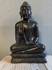 Antiker Buddha aus schwerem