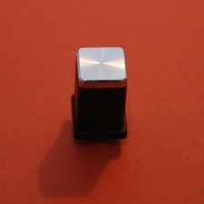 Grundig Receiver R35 SUPER-HIFI-Ersatzteil-Knopf nur für M,TA,TB1 oder TB2