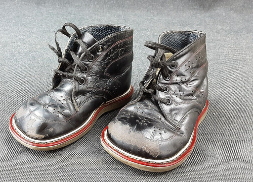 Alt kinder schuhe - alt, vintage