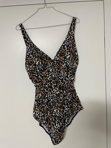 Badeanzug von lascana - 44,
