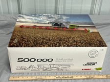 CLAAS 8900 Lexion Combine