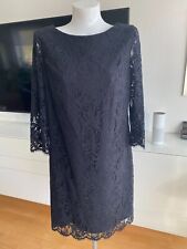 Kleid in  Spitze von Comma in