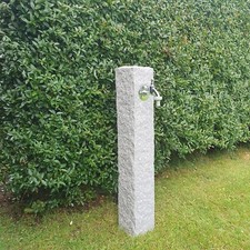 Wasserzapfsäule Granit