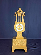 Prunkvolle Portal Uhr in Lyra