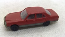 Fleischmann 1:87 Mercedes 260 280 300 320 380 420 500 560 SE SEL W126 rot (84)