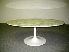 Eero Saarinen Tisch  Knoll International  Oval Sofatisch Marmor Tulip Table