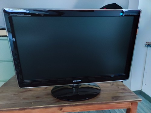 Samsung syncmaster p2770hd - samsung,
