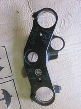 Yamaha R1, RN01, RN04, Gabelbrücke oben