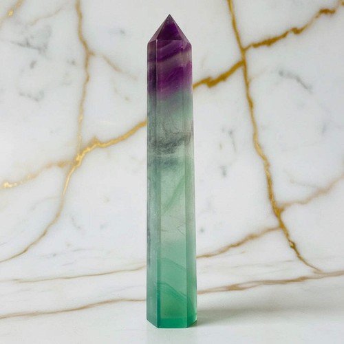 Fluorit obelisk 23cm - fluorit,
