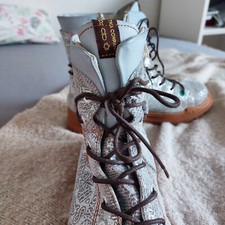 Grau Silberne Boots Größe 41