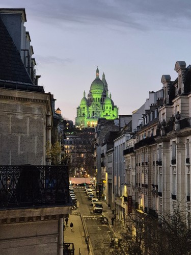 Paris fine art - -,