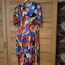 Ausgefallenes Sommerkleid