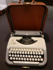  Princess 200 Schreibmaschine