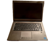 Dell Vostro 3560 15,6" Intel Core i7 *DEFEKT* *BASTLER*