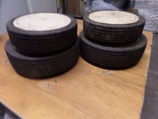 4  Räder für Rasenmäher
