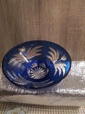 Schöne Schale, Kristallglas, blauer Überfang, 16,5 cm DM  ca.7 cm hoch