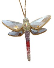 Swarovski Libelle.  Kette 41 cm lang. Weiße und bunte Kristalle, sehr edel.