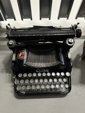 Schreibmaschine Erika