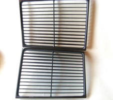 Seitliche Lautsprecher-Gitter