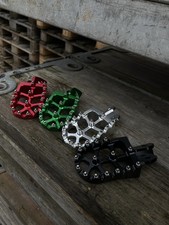 CNC Cross Fußrasten (alle