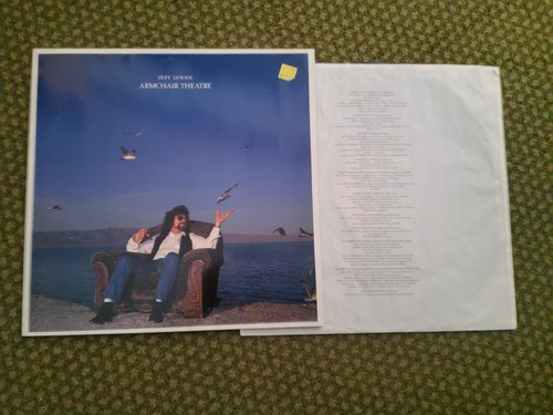 Jeff lynne armchair - lynne,