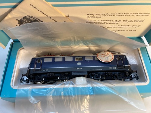 Märklin lok 3039 - br, e