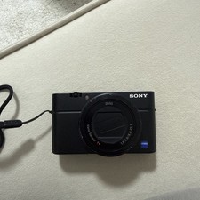 Sony RX100 III |