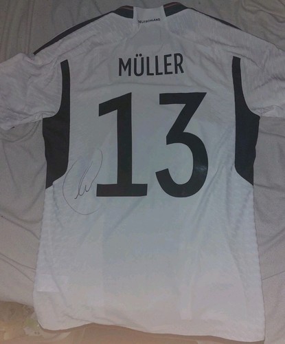 Unterschriebenes thomas - unterschriebenes,