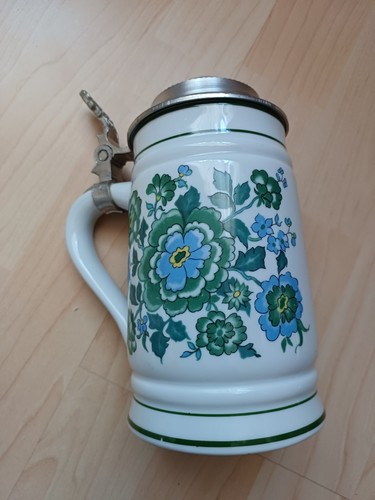 Bierkrug mit zinndeckel - bierkrug,