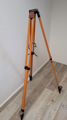 Nivellierstativ ddr tripot - nivellierstativ,