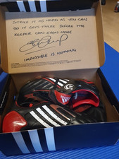 Adidas Predator Powerswerve