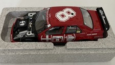 Autoart 1:18: Alfa Romeo 155 V6 TI DTM Winner 1993 Larini #8 (89303)