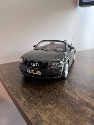 Audi roadster grau - audi,