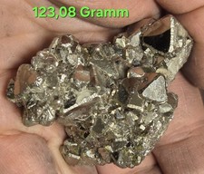 Pyrit Kristall Stufe aus Peru