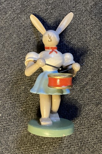 Blank osterhase mit - blank, trommel