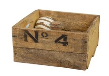alte Holzkiste Number in