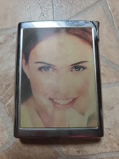 Altes Zigaretten Etui mit Frauenbilder und Feuerzeug  (Wackel Bilder)