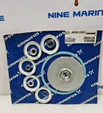 Grundfos 435002 Set, Kleidung