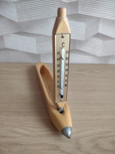 Holzschiffchen-Thermometer