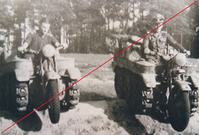 Foto Erbsen Tarnuniform auf Halbkettenfahrzeug NSU Motorrad 2WK Repro Foto