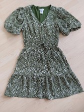 grünes Sommerkleid von Kate &